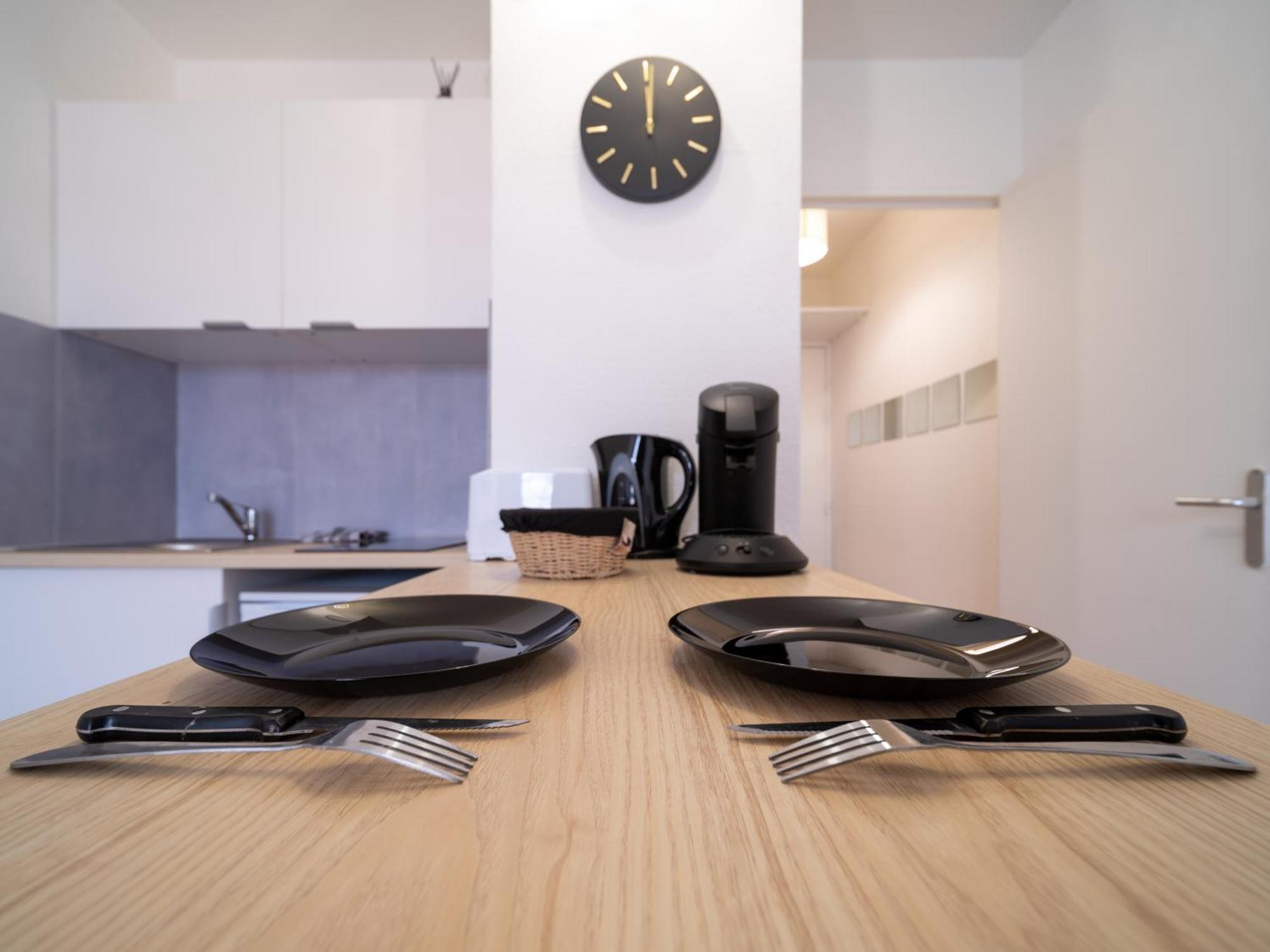 Appartement Tout Equipe A 6Min De La Gare St Charles Марсель Экстерьер фото